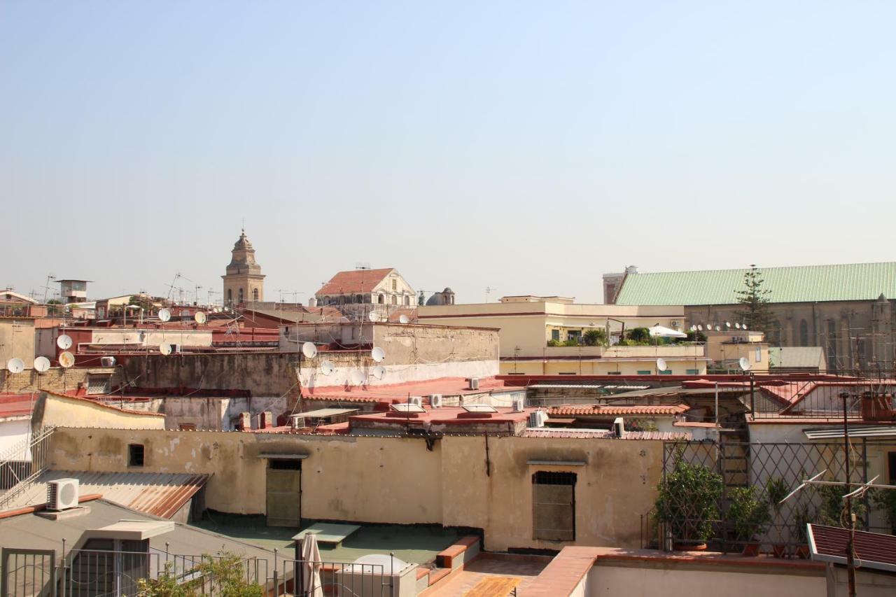 Caravita, 14 * Napels